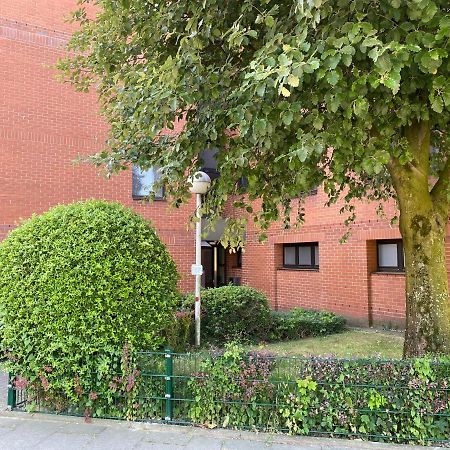 Schoene Wohnung Mit Rheinblick/Duesseldorf/Neuss/Messe Exteriör bild