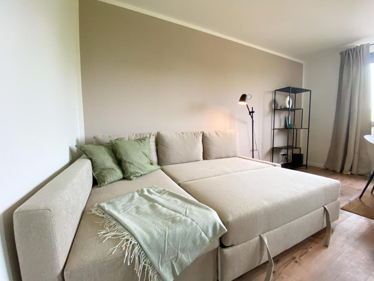 Schoene Wohnung Mit Rheinblick/Duesseldorf/Neuss/Messe Exteriör bild